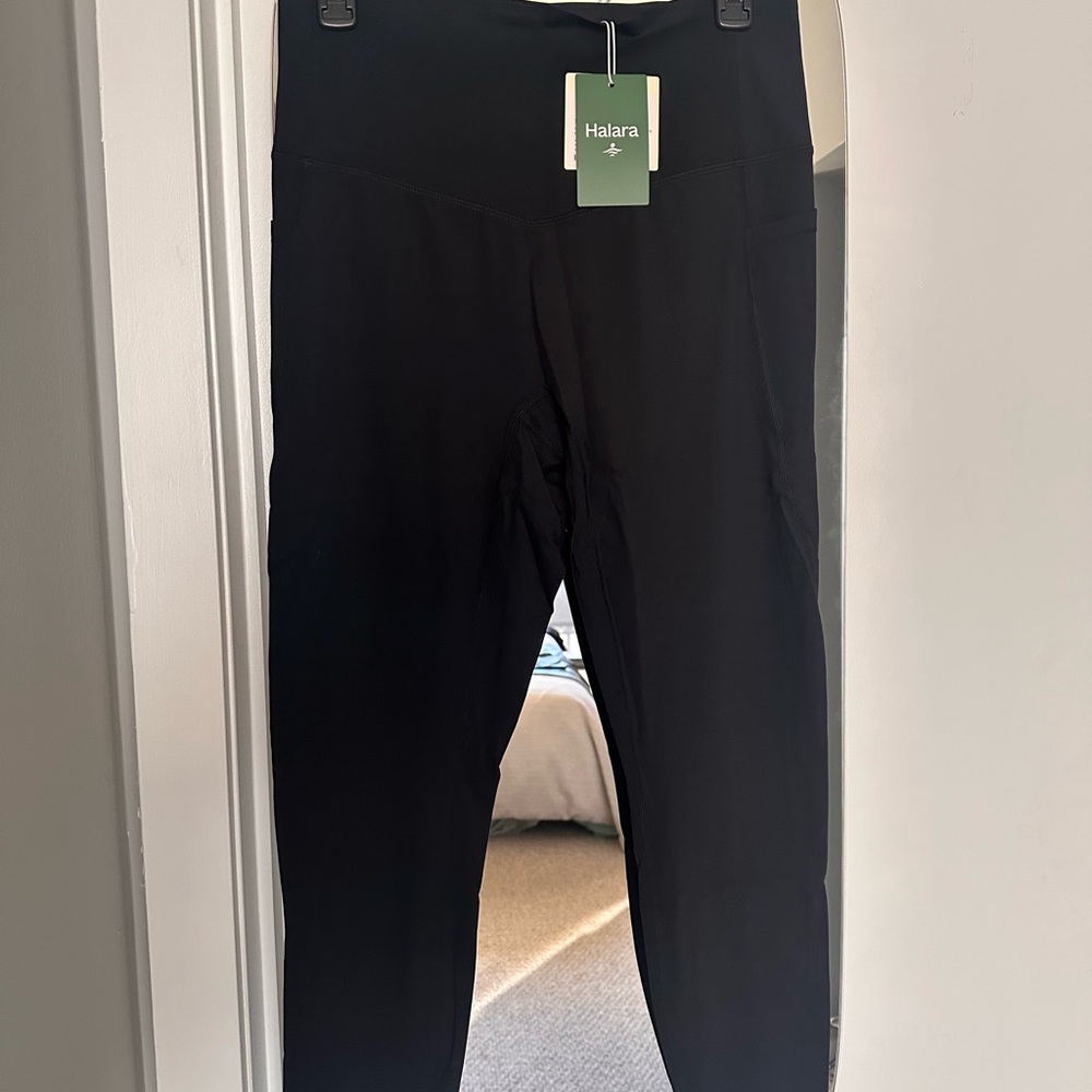 HALARA High Waisted Black Leggings